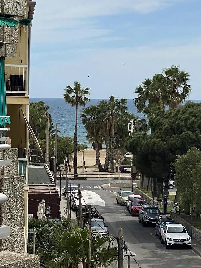 For A Stay Regueral Mar Cambrils