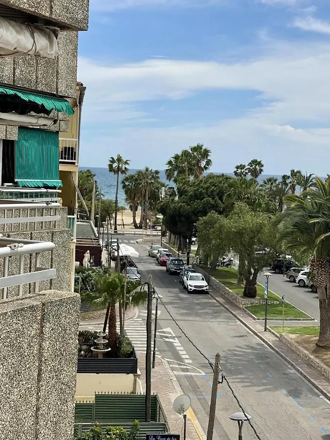 For A Stay Regueral Mar Cambrils